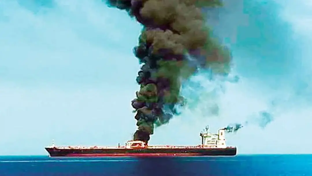 দুবাইয়ের জলসীমায় কুয়েতি ট্যাংকার জাহাজে ইরানের ড্রোন হামলা